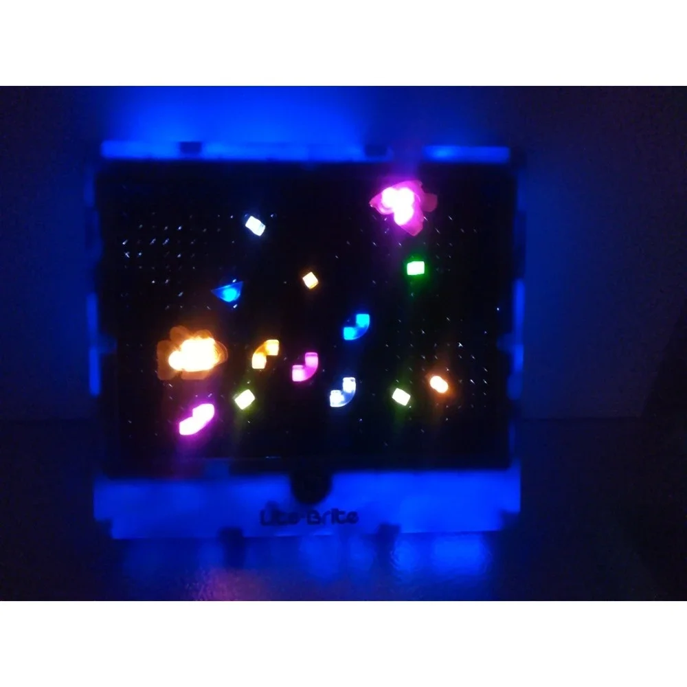 Lite-Brite Toy 2014 #1786 Hasbro Children's toy Battery Geometric‎ Shape Pegs